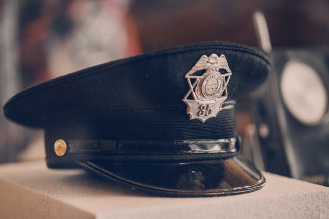 st petersburg police officer salary
